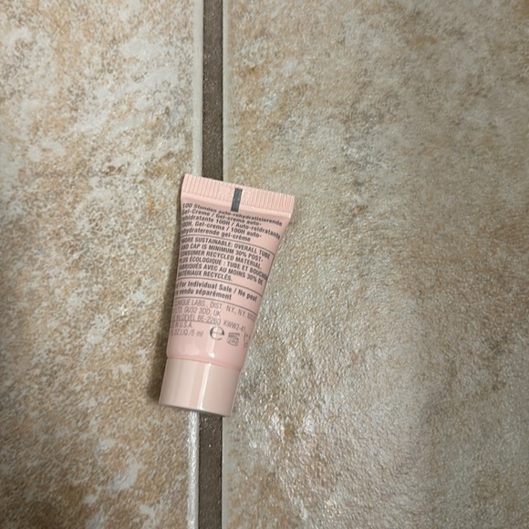 CLINIQUE Moisture Surge™ 100H Auto-Replenishing Hydrator Moisturizer - Picture 2 of 2